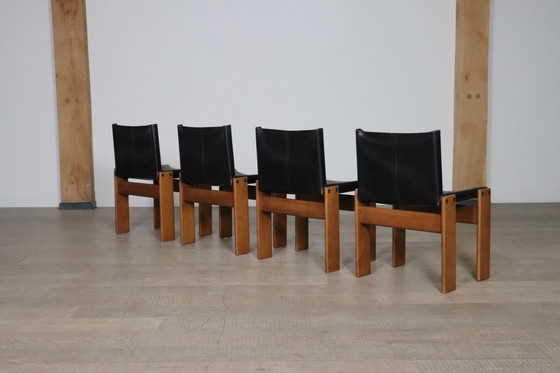 Image 1 of Ensemble de 4 chaises de salle à manger Monk par Afra et Tobia Scarpa pour Molteni Italie 1974