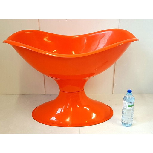 Berceau vintage en plastique orange