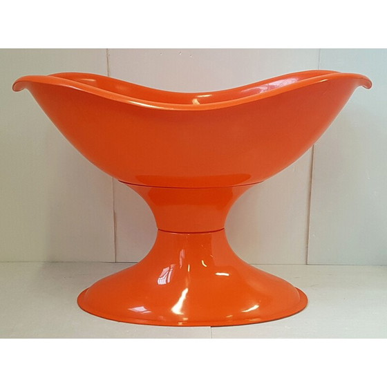 Image 1 of Berceau vintage en plastique orange