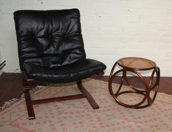 Image 1 of Table d'appoint ou ottoman Mid Century Modern Thonet