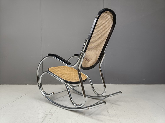 Image 1 of Chaise à bascule vintage en chrome et rotin, 1960S