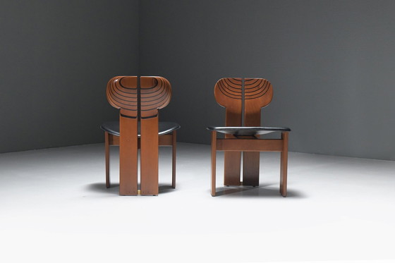 Image 1 of Superbe ensemble (8) de chaises africaines par Afra et Tobia Scarpa pour Maxalto Italie