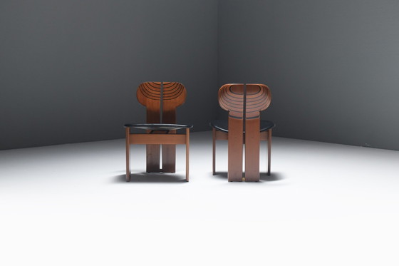 Image 1 of Superbe ensemble (8) de chaises africaines par Afra et Tobia Scarpa pour Maxalto Italie