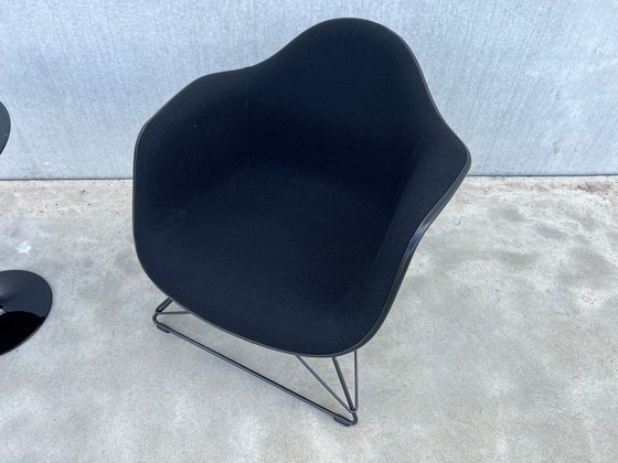 Image 1 of Chaise Eames Lar de Vitra