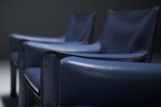 Image 1 of Grand ensemble de chaises de salle à manger Cab 414 en cuir bleu par Mario Bellini pour Cassina