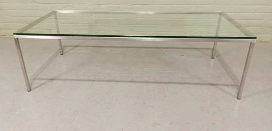 Image 1 of Table basse vintage postmoderne en chrome et verre