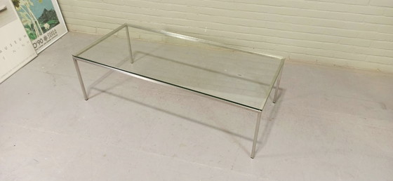 Image 1 of Table basse vintage postmoderne en chrome et verre