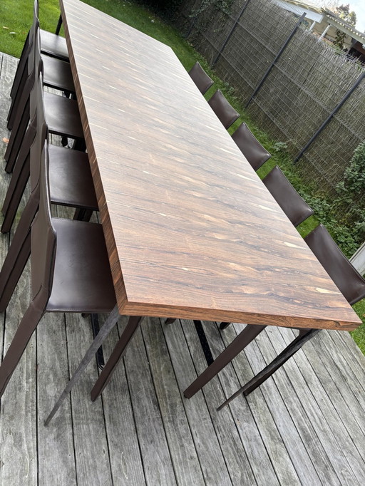 Table haute en bois de rose avec 10 tabourets Cassina "Cab 410" de Mario Bellini