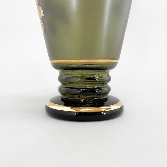 Image 1 of Vase vintage en verre vert avec décor doré, Tchécoslovaquie, années 1960