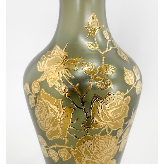 Image 1 of Vase vintage en verre vert avec décor doré, Tchécoslovaquie, années 1960