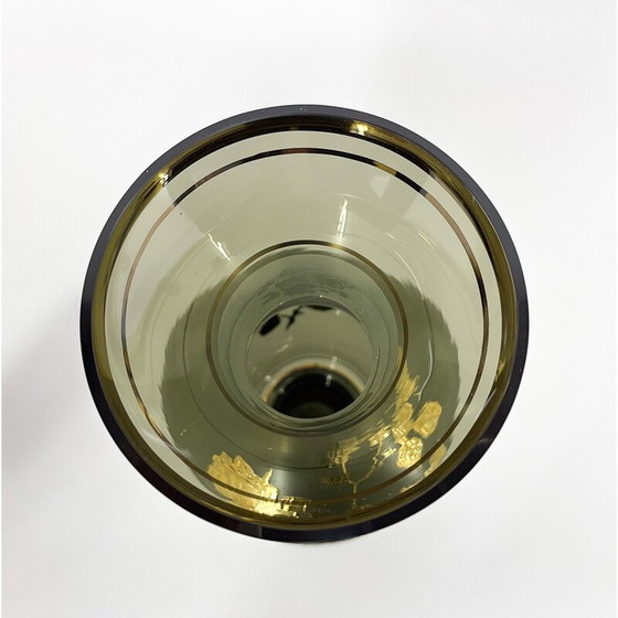Image 1 of Vase vintage en verre vert avec décor doré, Tchécoslovaquie, années 1960