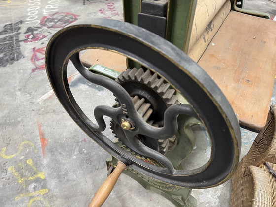 Image 1 of Antique Retro Mangle - Presse à cire vintage en vert -Hollandia