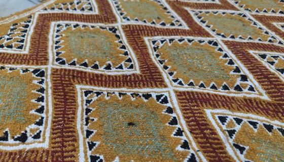 Image 1 of Tapis Berbère Motifs Losanges Tissé Mains En Laine Naturelle