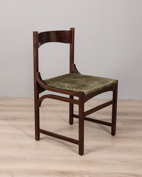 Image 1 of Ensemble de 4 chaises Vintage 60S en bois et velours vert design italien