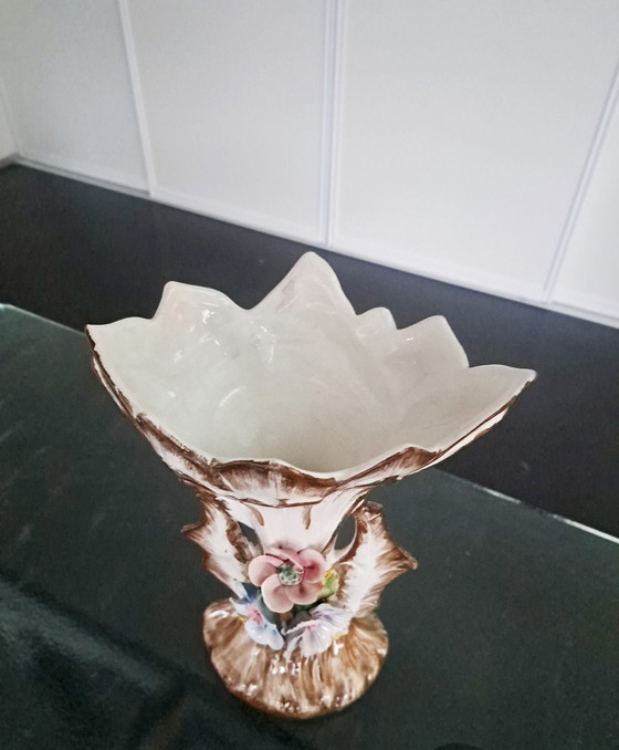 Image 1 of Centre de table en porcelaine Capodimonte