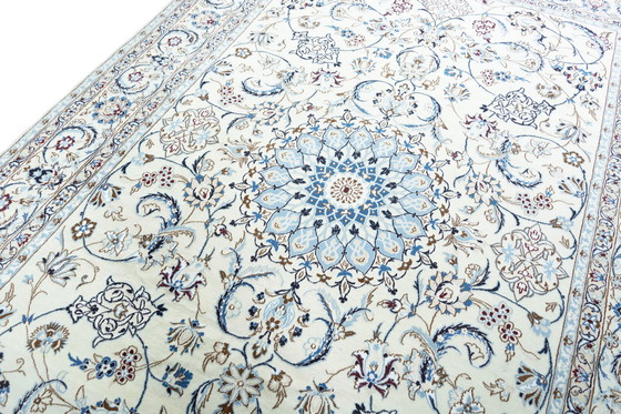 Image 1 of Tapis Naïn 9 La 368 X 246 cm noué à la main -Tapis Avec Soie