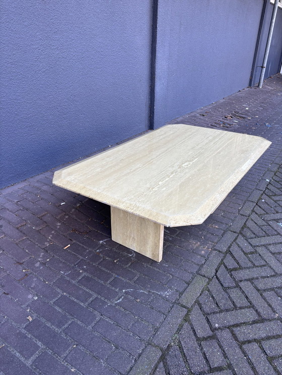 Image 1 of Table basse vintage en travertin italien