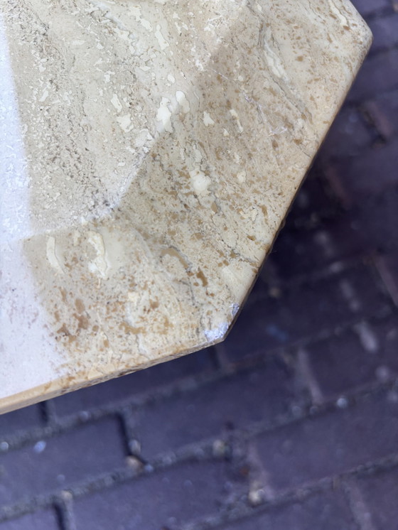 Image 1 of Table basse vintage en travertin italien