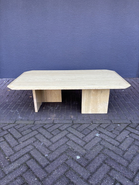 Image 1 of Table basse vintage en travertin italien