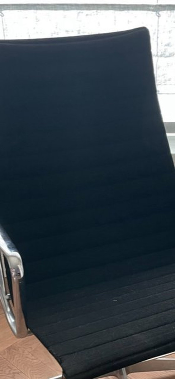 Image 1 of Vitra Eames 116