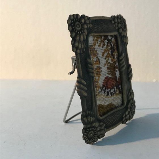 Image 1 of Cadre en cuivre avec bordure en tournesol