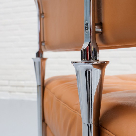 Image 1 of Poltrona Frau Fauteuil Hydra Castor