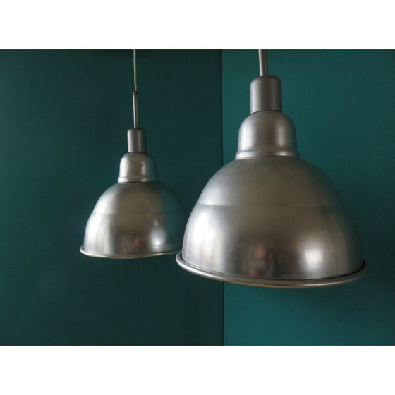 Image 1 of Lampe suspendue d'usine vintage, 1950