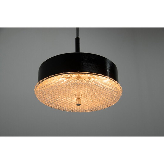 Image 1 of Paire de lampes suspendues vintage en métal noir et verre, Tchécoslovaquie 1960