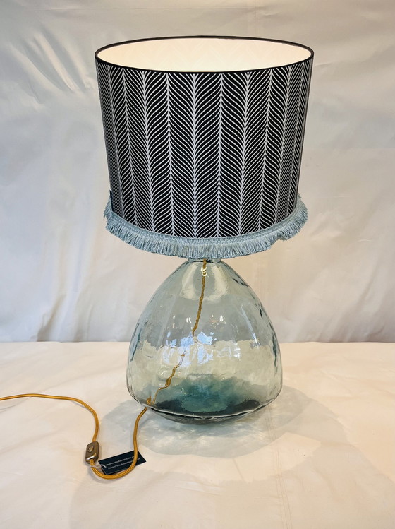 Image 1 of Lampe en verre avec bel abat-jour