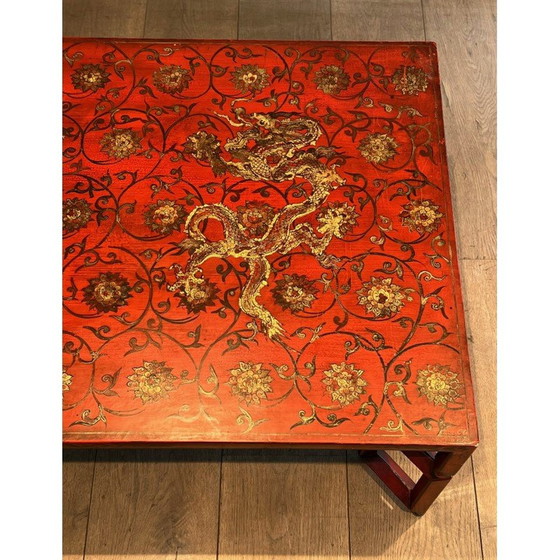 Image 1 of Table basse vintage en laque rouge avec décoration chinoise dorée, 1970