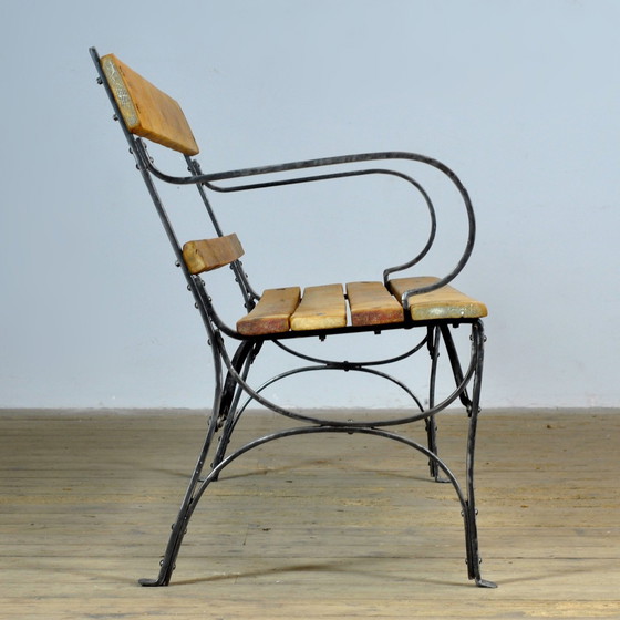 Image 1 of Banc de parc en fer riveté, 1920