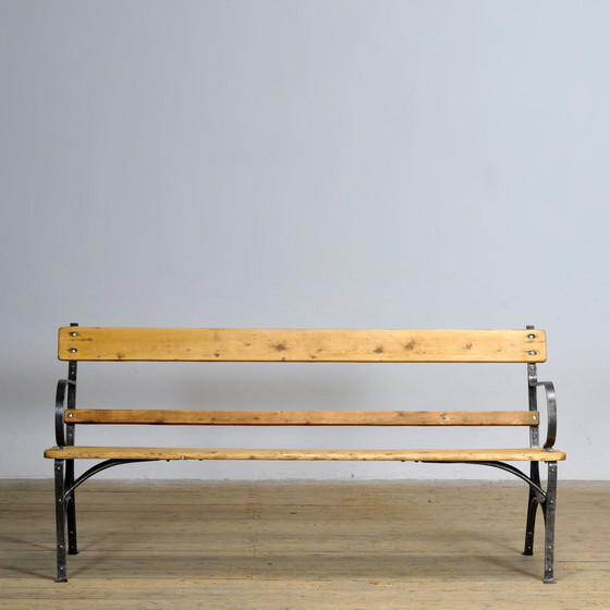 Image 1 of Banc de parc en fer riveté, 1920