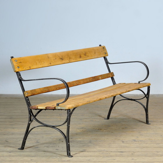 Image 1 of Banc de parc en fer riveté, 1920