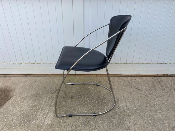 Image 1 of Lot De 4 Fauteuils Chaises Linda De Arrben Cuir Noir Armature Acier Chromé Vintage 1980