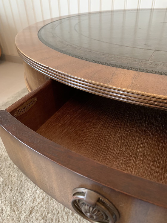 Image 1 of English Bevan Funnell Reprodux Leather Top Drum Table (Table tambour en cuir)