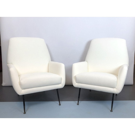 Image 1 of Paire de fauteuils vintage en velours blanc chaud, Italie 1950