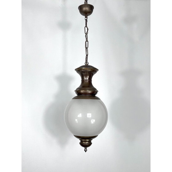 Image 1 of Lampe suspendue italienne du milieu du siècle en laiton et verre, années 1950
