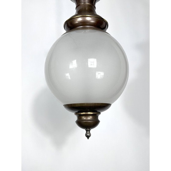 Image 1 of Lampe suspendue italienne du milieu du siècle en laiton et verre, années 1950