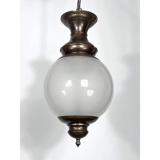 Image 1 of Lampe suspendue italienne du milieu du siècle en laiton et verre, années 1950