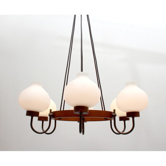 Image 1 of Lampe suspendue vintage en verre opale, 1960s