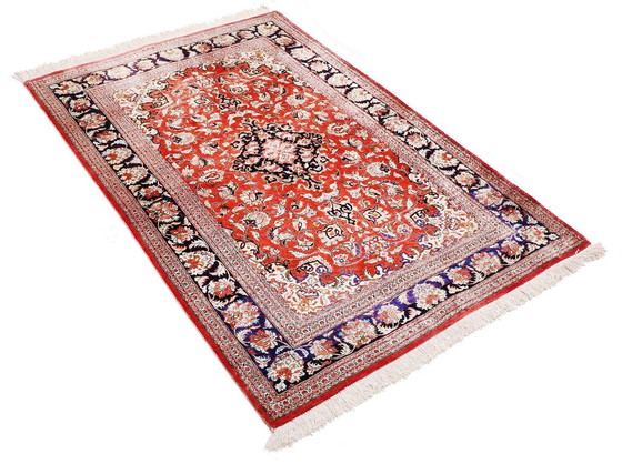 Image 1 of Tapis persan - Ghom soie - Pièce de collection - 160 X 100 cm noué à la main