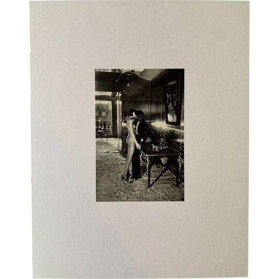 Image 1 of Photogravure vintage "Mannequins, Quai d'Orsay II, 1977" par Helmut Newto, 1970