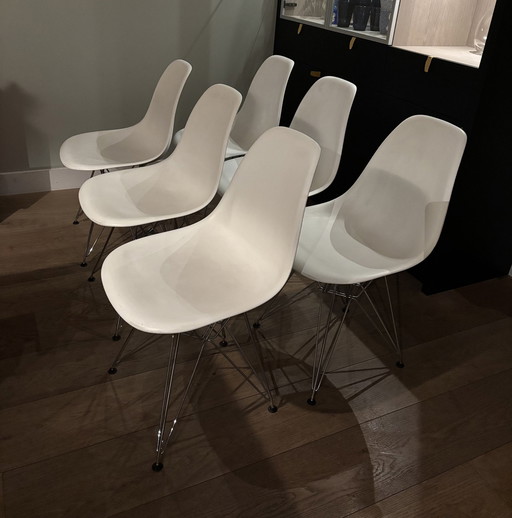 2X Vitra Eames Dsr Chairs