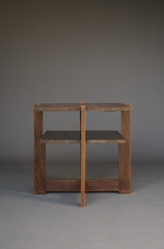 Image 1 of Table d'appoint moderniste en chêne de l'école de La Haye, 1930S