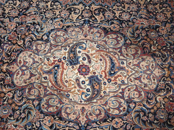 Image 1 of Tapis persan noué à la main