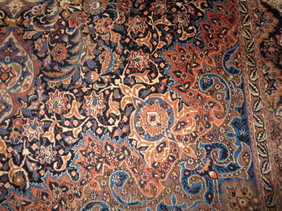 Image 1 of Tapis persan noué à la main