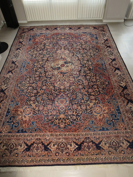 Image 1 of Tapis persan noué à la main