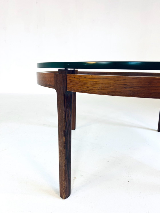 Image 1 of Table basse en bois de rose et verre