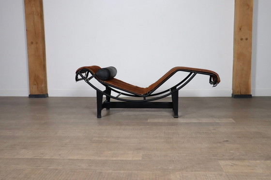 Image 1 of Cassina Lc4 Chaise Longue En Ponyskin Marron Par Le Corbusier, Charlotte Perriand