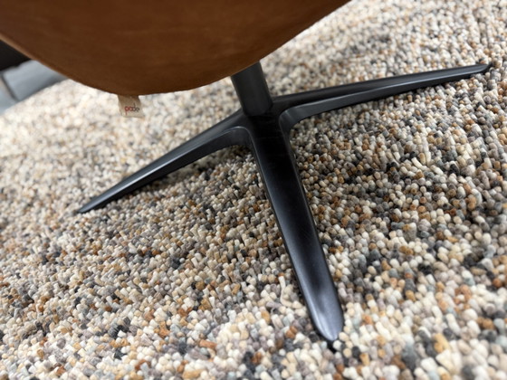 Image 1 of Pode Spot Deux Fauteuil pivotant avec pouf et oreiller Cuir Danza